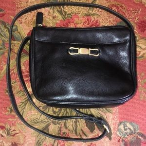 Vintage Liz Claiborne leather crossbody purse
